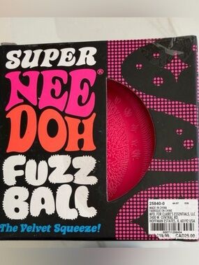 Super Fuzz Ball Velvet Squeeze - Hot Pink (JUMBO)